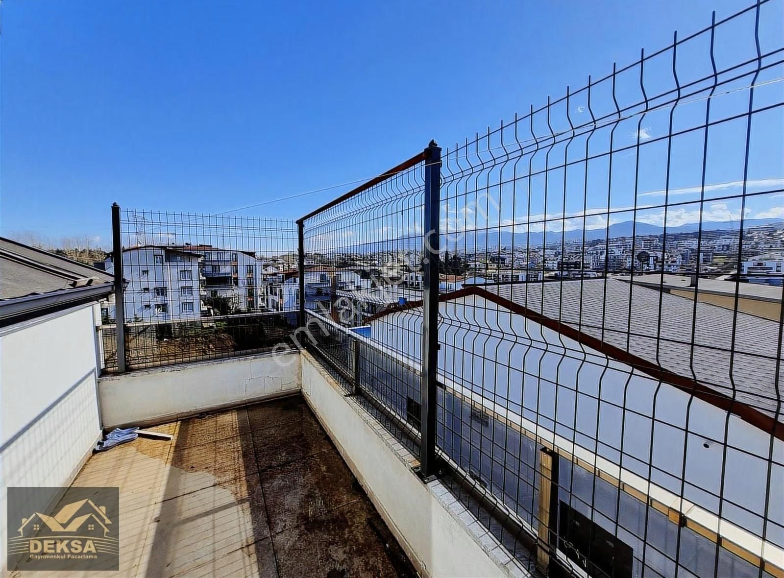 Başiskele Yeşilturt Sağlık Apt.satılık 4+1 180 M2 Dubleks Daire - Görsel 25