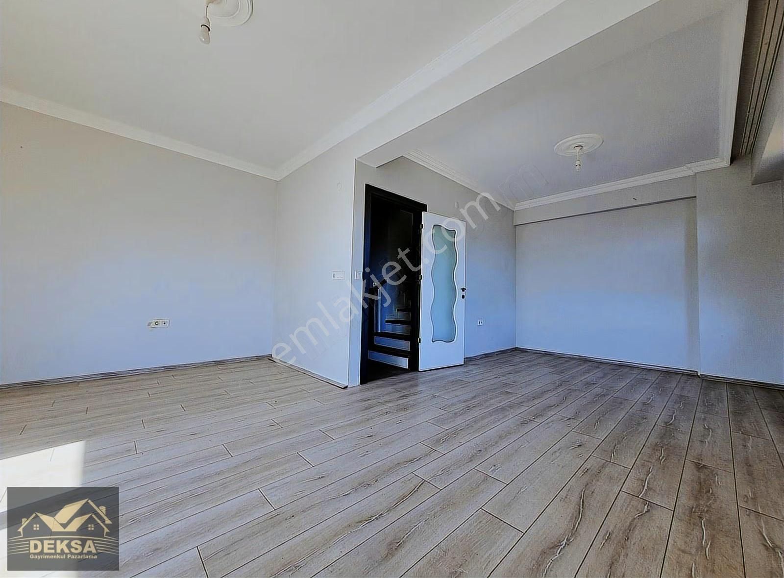 Başiskele Yeşilturt Sağlık Apt.satılık 4+1 180 M2 Dubleks Daire - Görsel 24