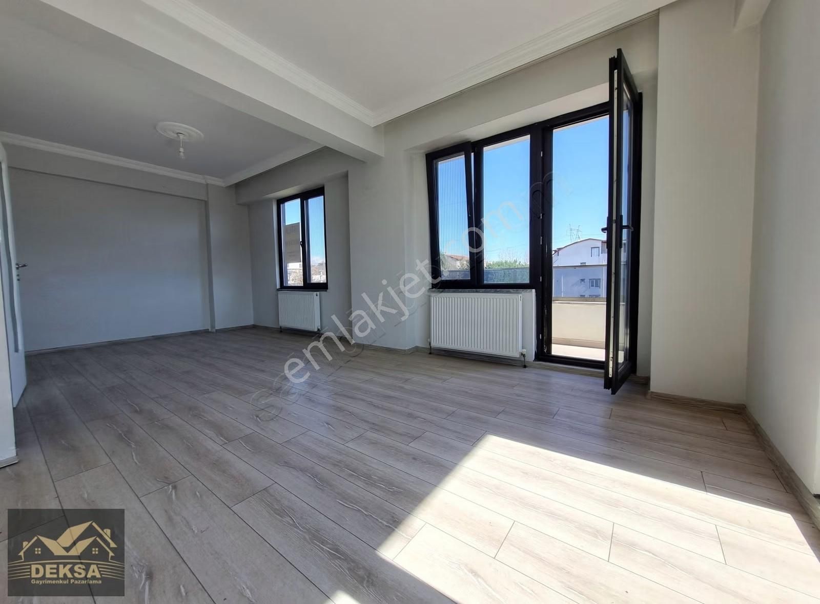 Başiskele Yeşilturt Sağlık Apt.satılık 4+1 180 M2 Dubleks Daire - Görsel 12