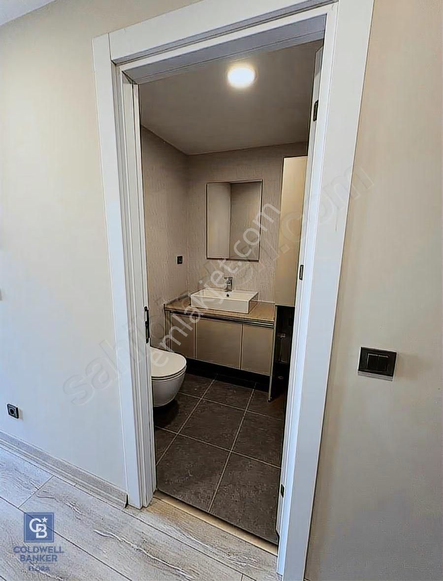 Meydan Ardıçlı 'da Balkonlu Meydan Cepheli Kiralık Daire - Görsel 12