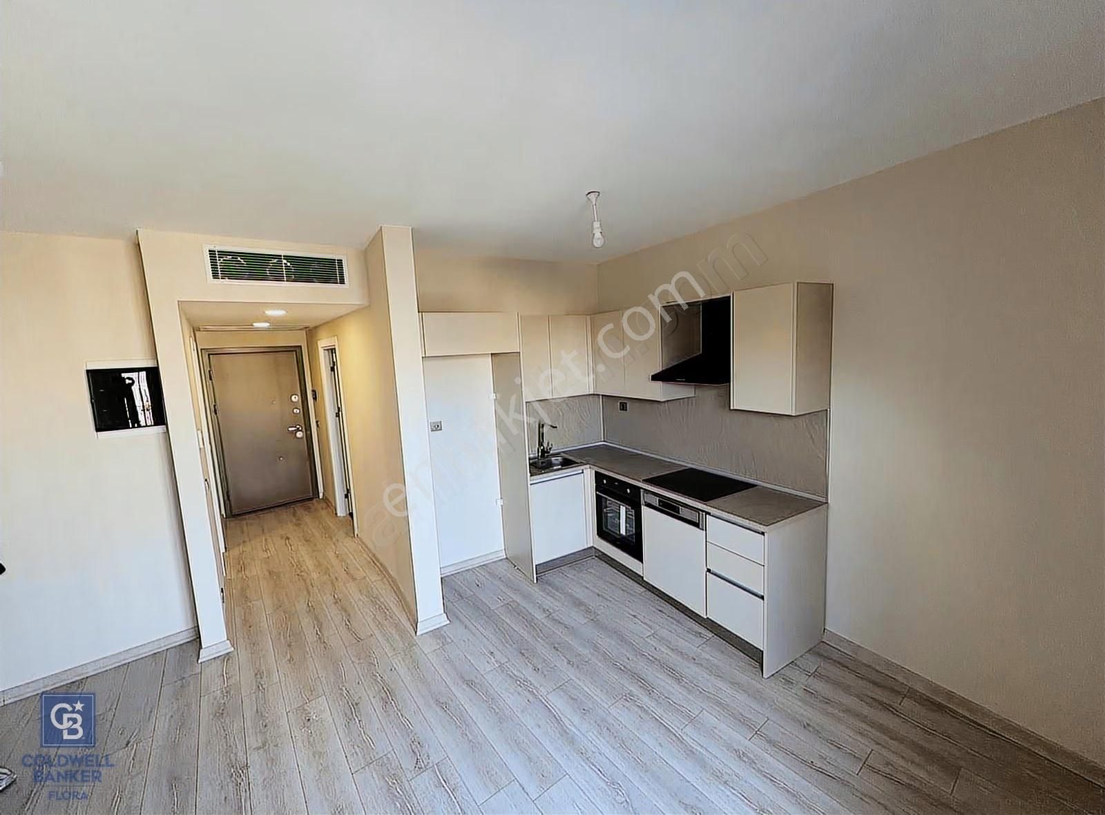 Meydan Ardıçlı 'da Balkonlu Meydan Cepheli Kiralık Daire - Görsel 9