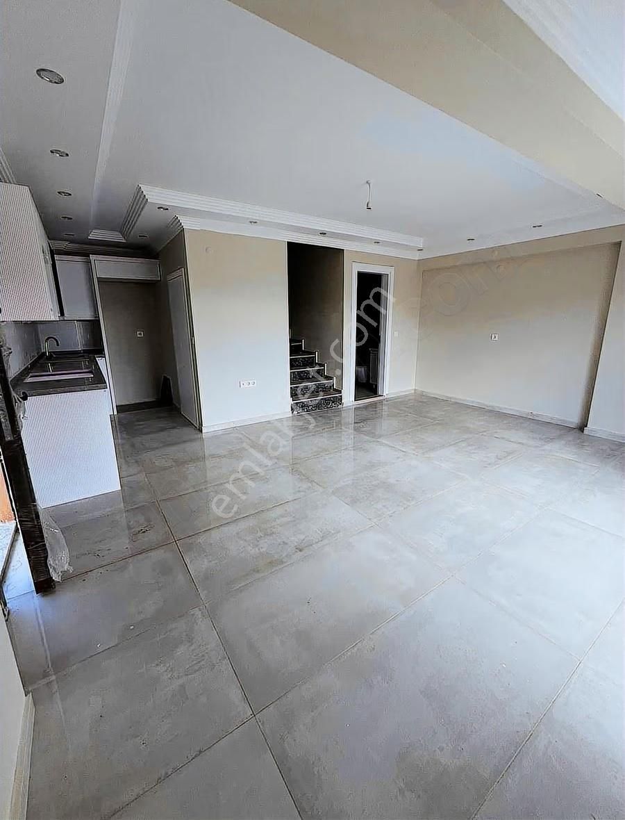 Canyurt Gayrimenkulden Yeni Foçada Satılık Villa - Görsel 17