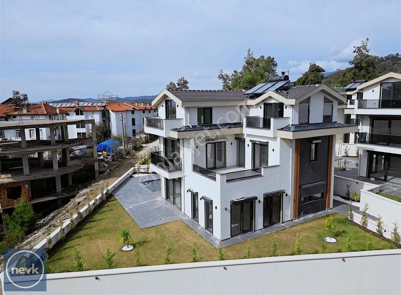 Nevk 'ten Kargıda Lüks Havuzlu Villa - Görsel 6