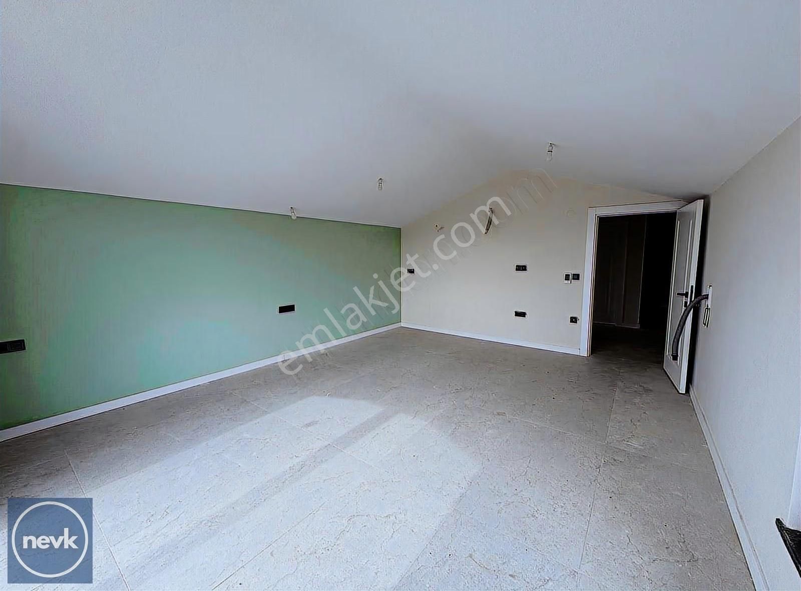 Nevk 'ten Kargıda Lüks Havuzlu Villa - Görsel 3