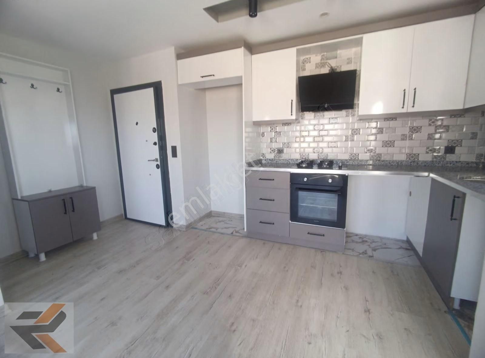 İncirlikte Nizamiye Karşısında Düşük Katli 1+1 - Görsel 13