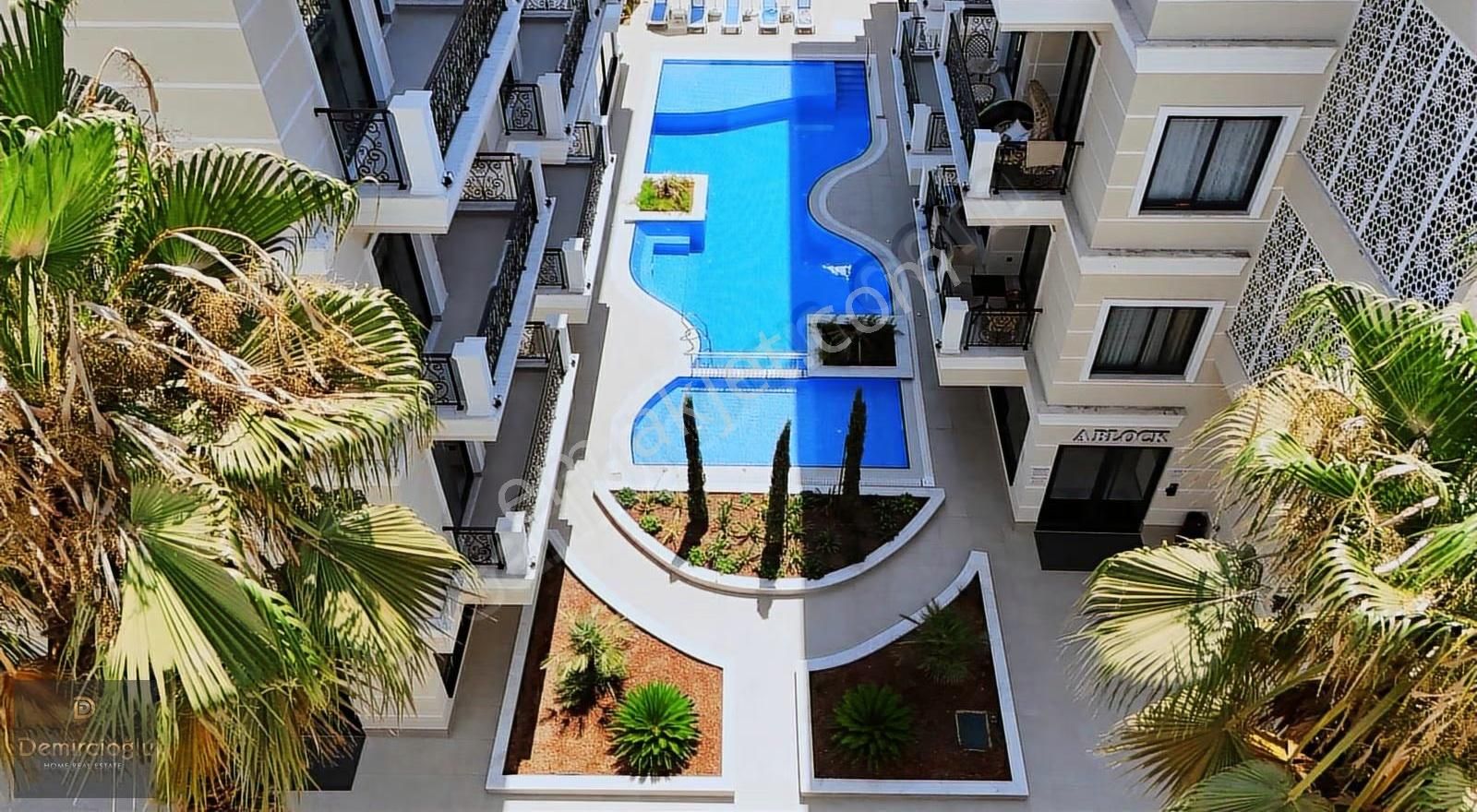 Alanya Merkez Saray Mahallesinde Lüks Site İçerisinde 1+1 Daire