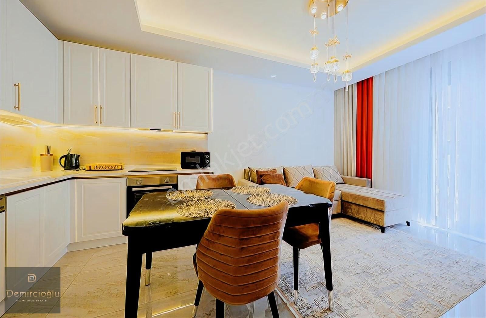 Alanya Merkez Saray Mahallesinde Lüks Site İçerisinde 1+1 Daire - Görsel 3