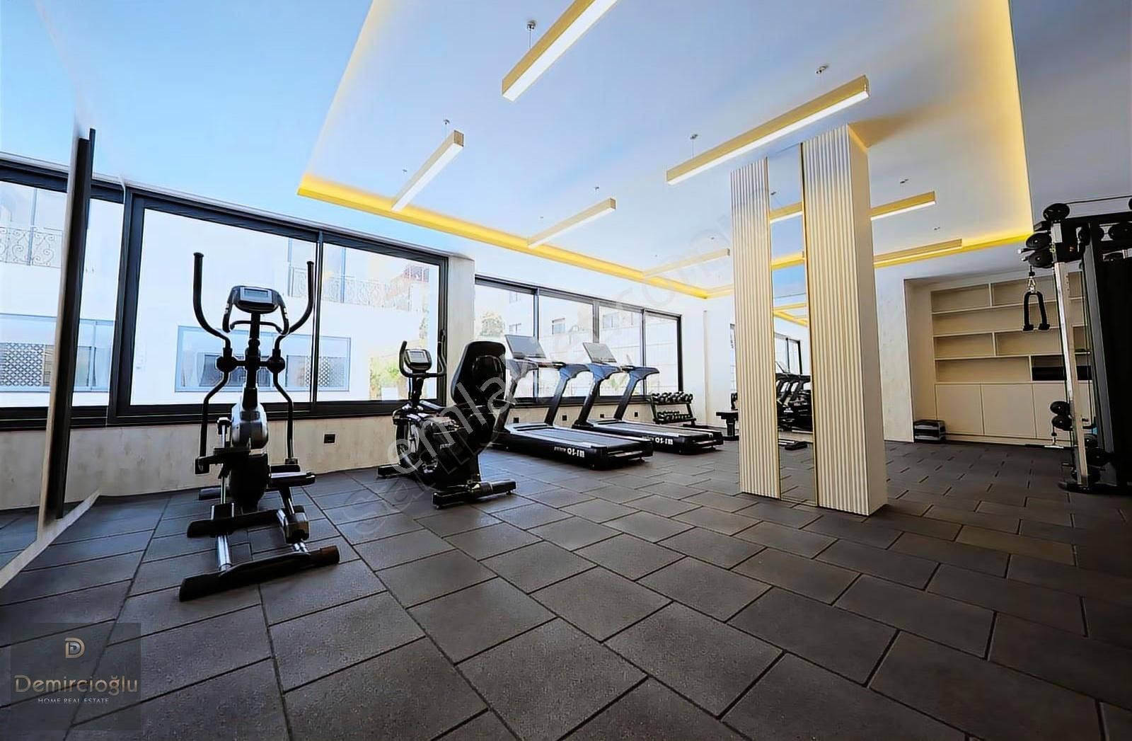 Alanya Merkez Saray Mahallesinde Lüks Site İçerisinde 1+1 Daire - Görsel 22