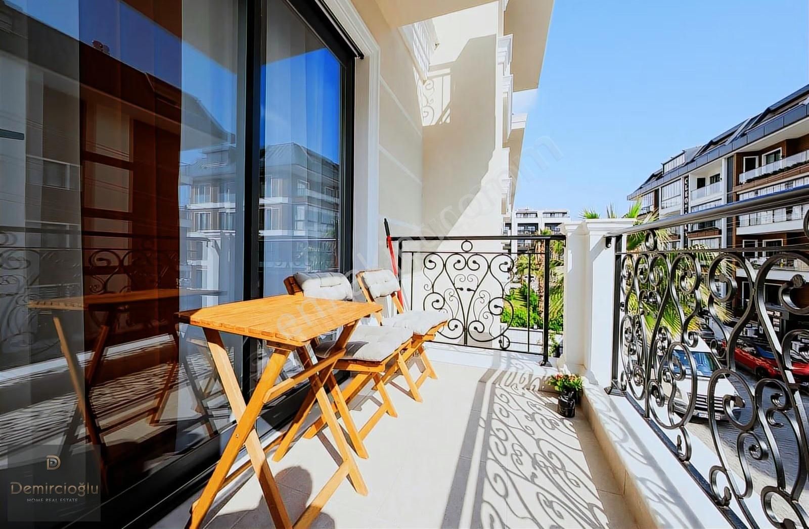 Alanya Merkez Saray Mahallesinde Lüks Site İçerisinde 1+1 Daire - Görsel 18