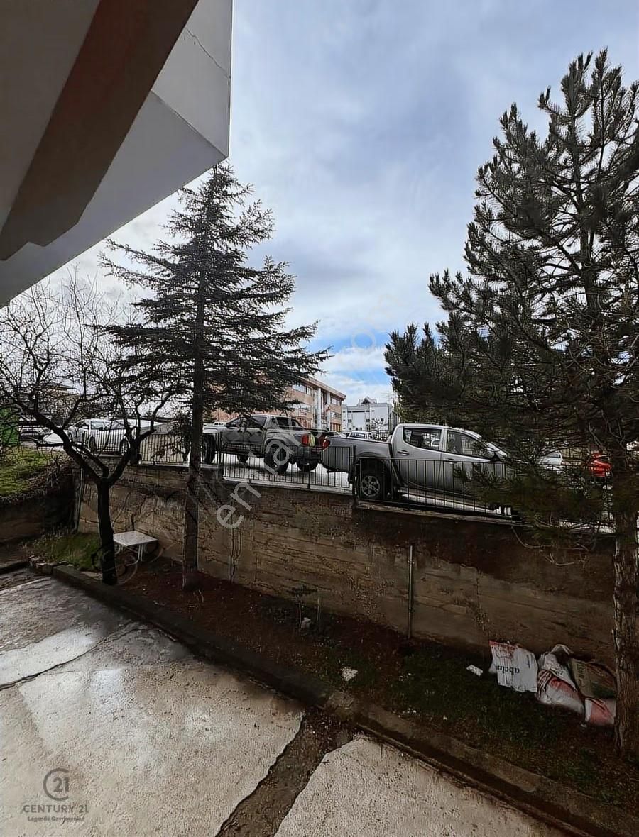 Bahçelievler Mah. Bahçe Katı Üniversiteye Yakın Satılık Daire - Görsel 8