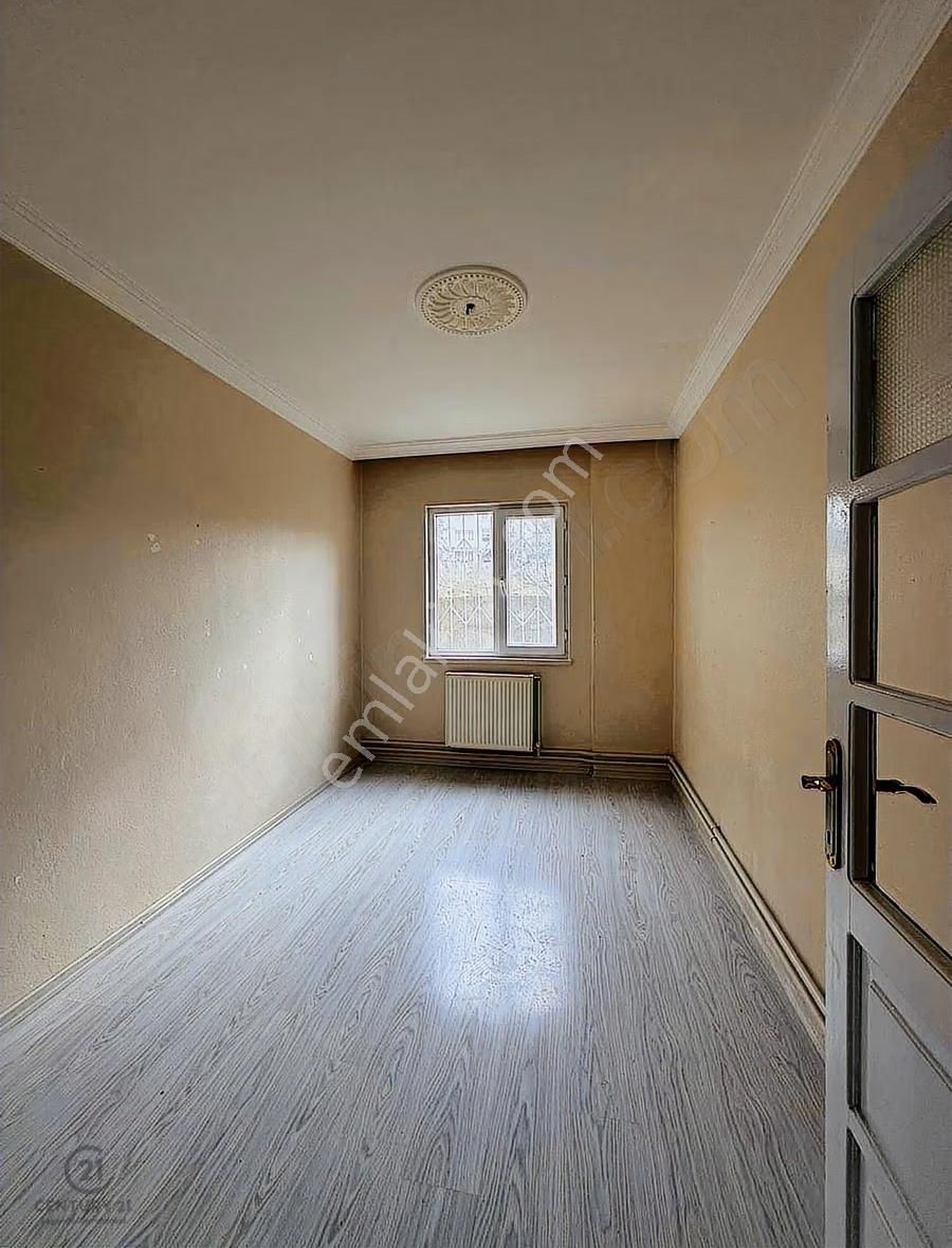 Bahçelievler Mah. Bahçe Katı Üniversiteye Yakın Satılık Daire - Görsel 13