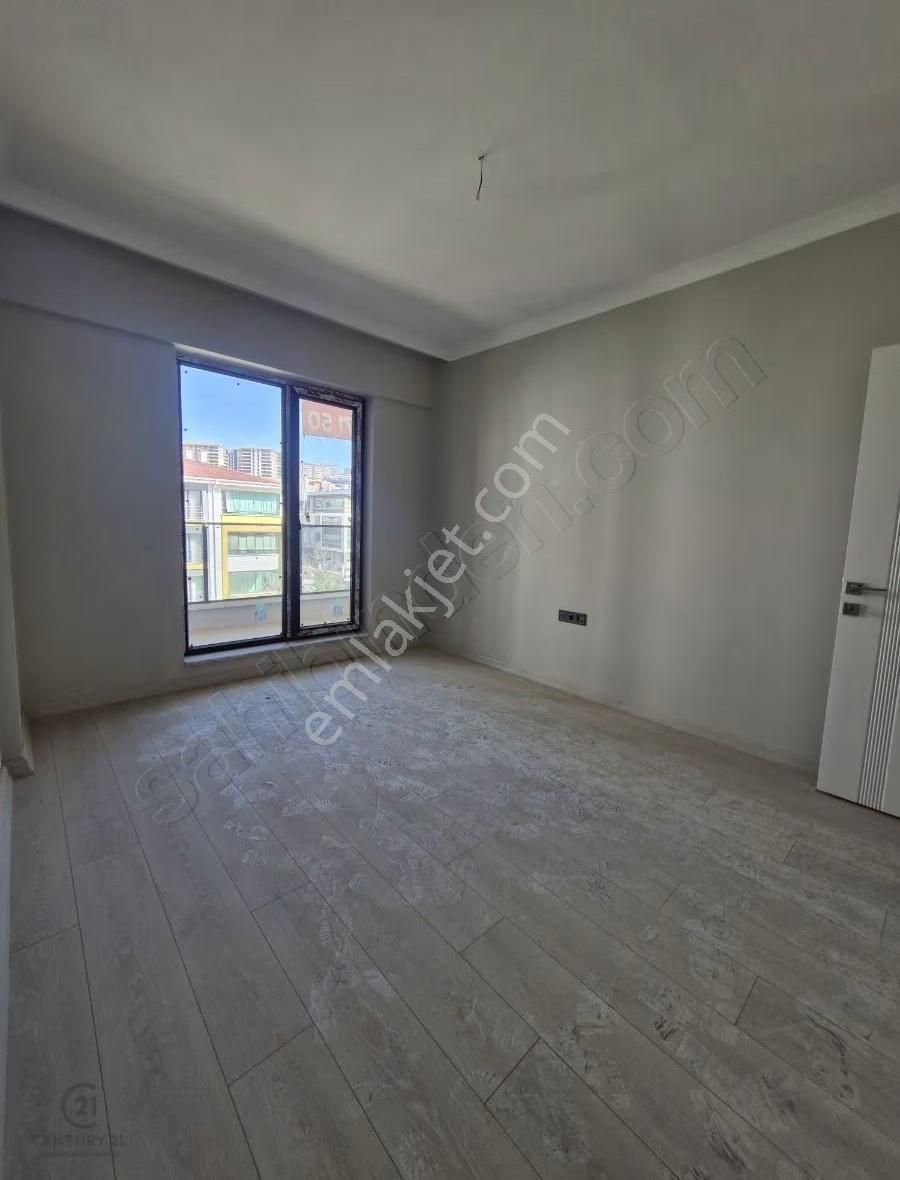 Süper Lokasyon! Bahçelievlerde Sıfır 1+1 Kiralık - Görsel 11