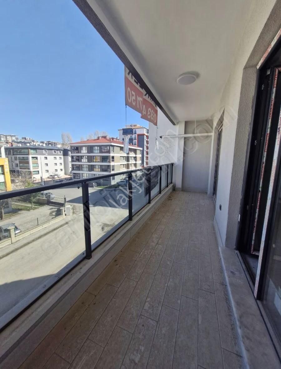 Süper Lokasyon! Bahçelievlerde Sıfır 1+1 Kiralık - Görsel 21