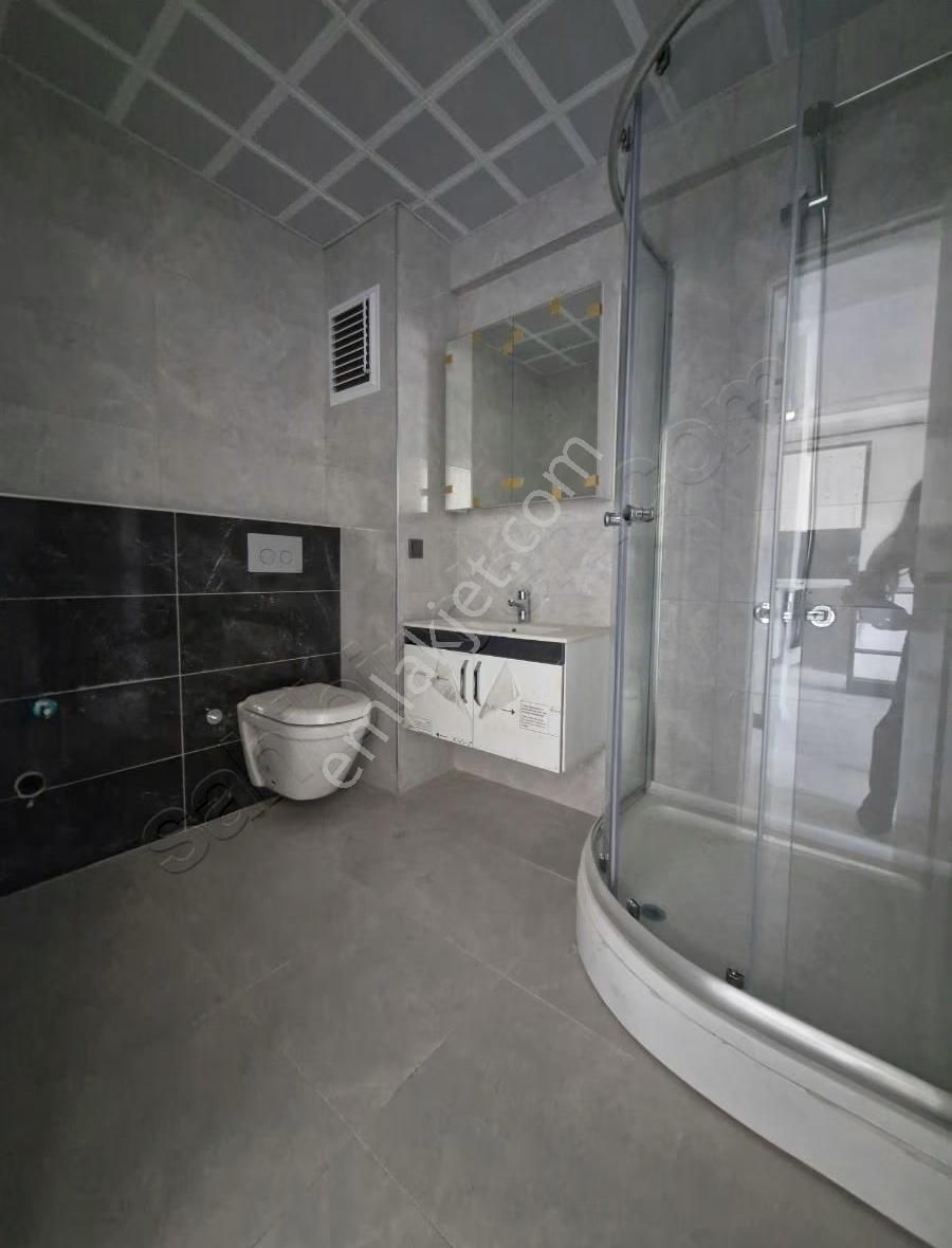 Süper Lokasyon! Bahçelievlerde Sıfır 1+1 Kiralık - Görsel 20