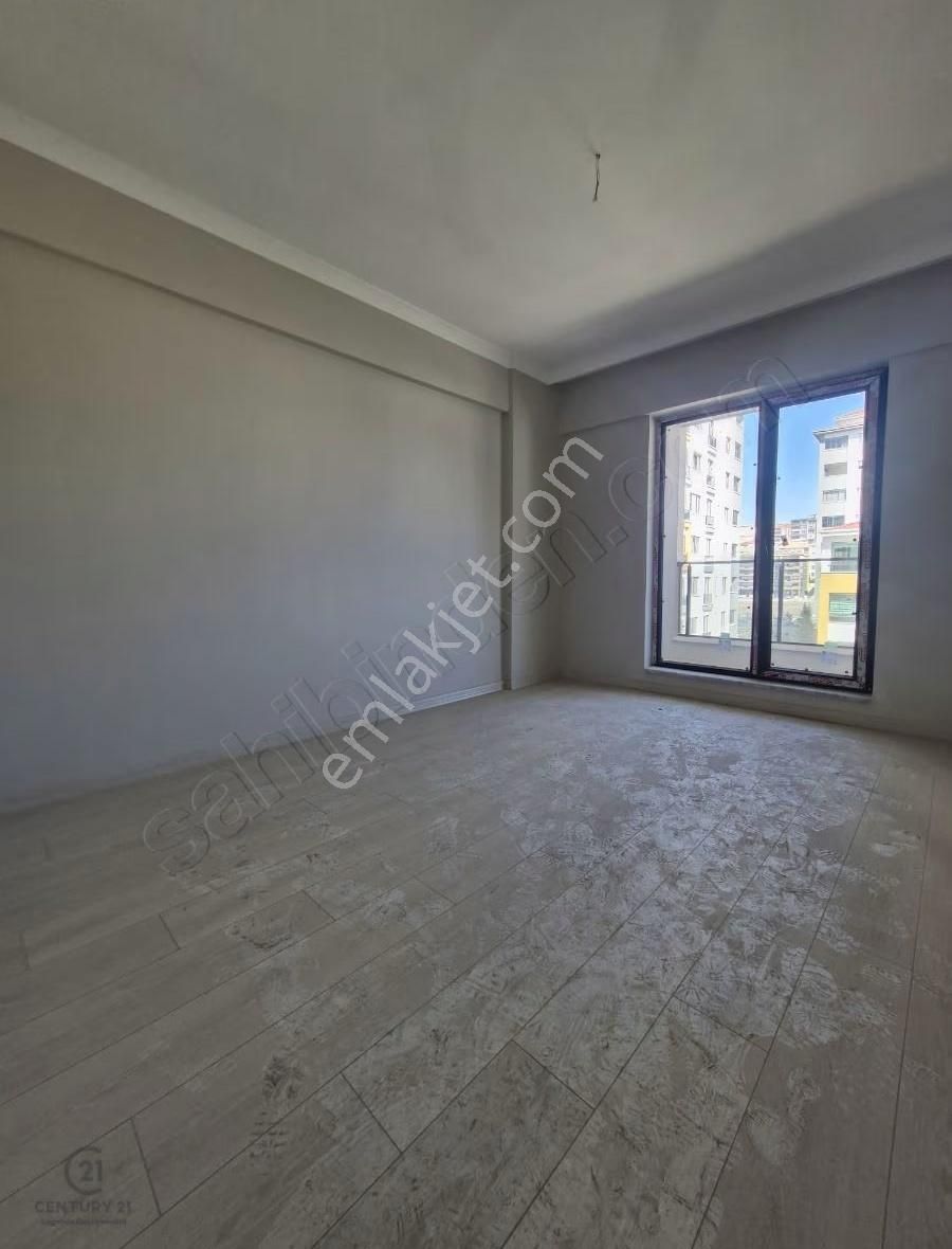 Süper Lokasyon! Bahçelievlerde Sıfır 1+1 Kiralık - Görsel 13