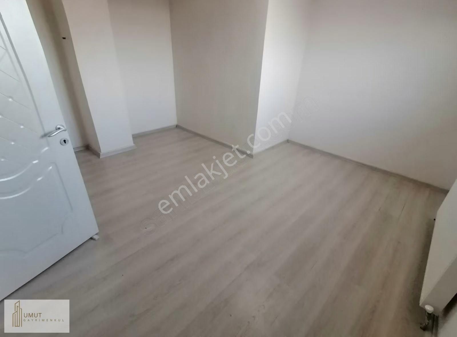 Adnan Kahveci Kolejlerde Site İçi Geniş 1+1 +çift Kapalı Teraslı - Görsel 6