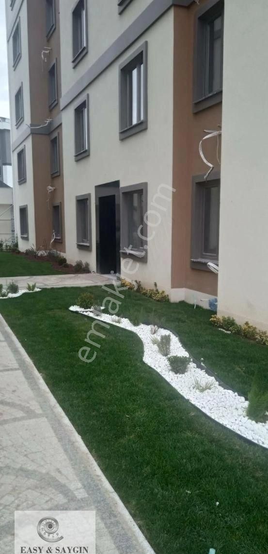 Sultanbeyli Battalgazi Kapalı Otoparklı Site İçerisinde 8.kat 3+1***sıfır***