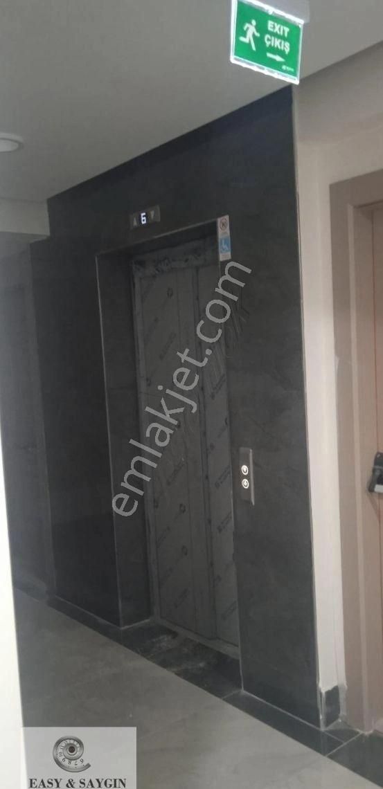 Ümraniye İstiklal De 3+1 Full Eşyalı Mobilyalı Daire---metroya Yakın--- - Görsel 16