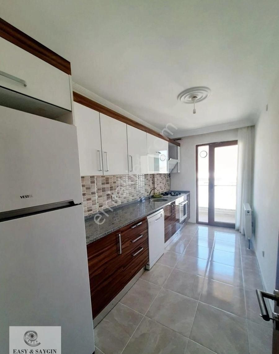 Ümraniye İstiklal De 3+1 Full Eşyalı Mobilyalı Daire---metroya Yakın--- - Görsel 10