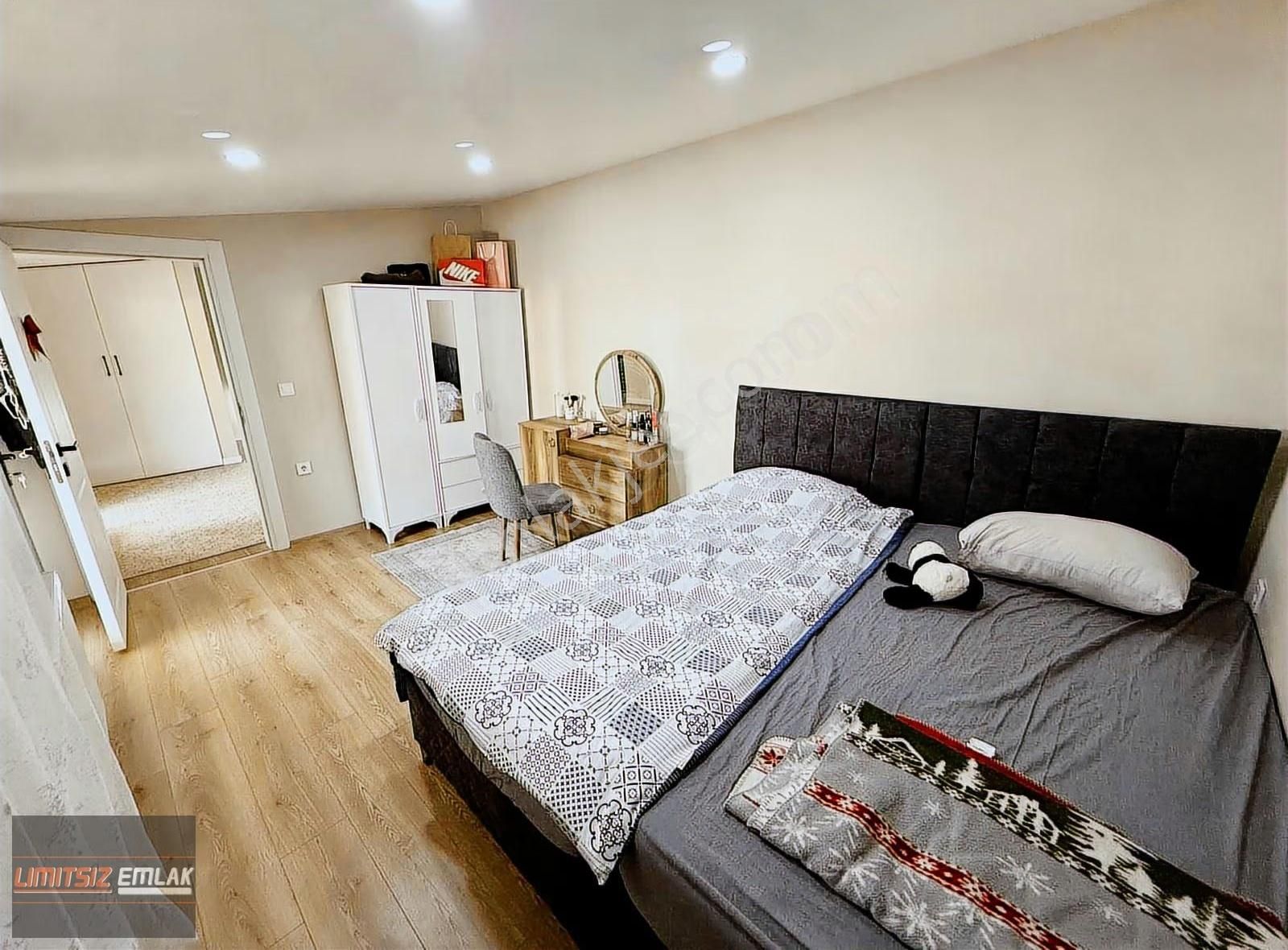 Karşıyaka Fikri Altay | Satılık 4+1 Dubleks 173 M2| Kış Bahçeli - Görsel 21