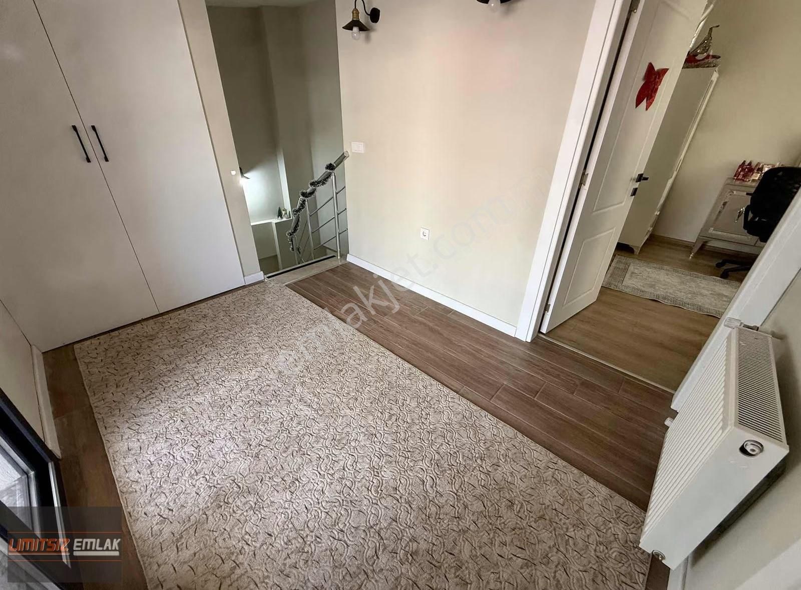 Karşıyaka Fikri Altay | Satılık 4+1 Dubleks 173 M2| Kış Bahçeli - Görsel 12