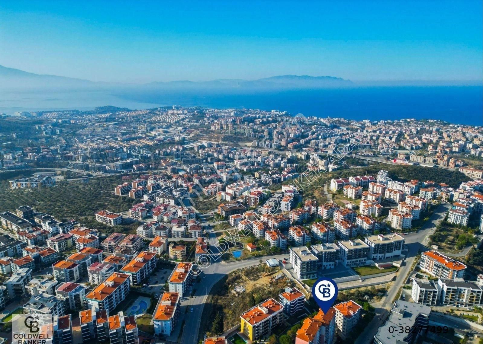 Emsallerinin Altında Kuşadası Nda Satılık Geniş Masrafsız 3+1daire - Görsel 2