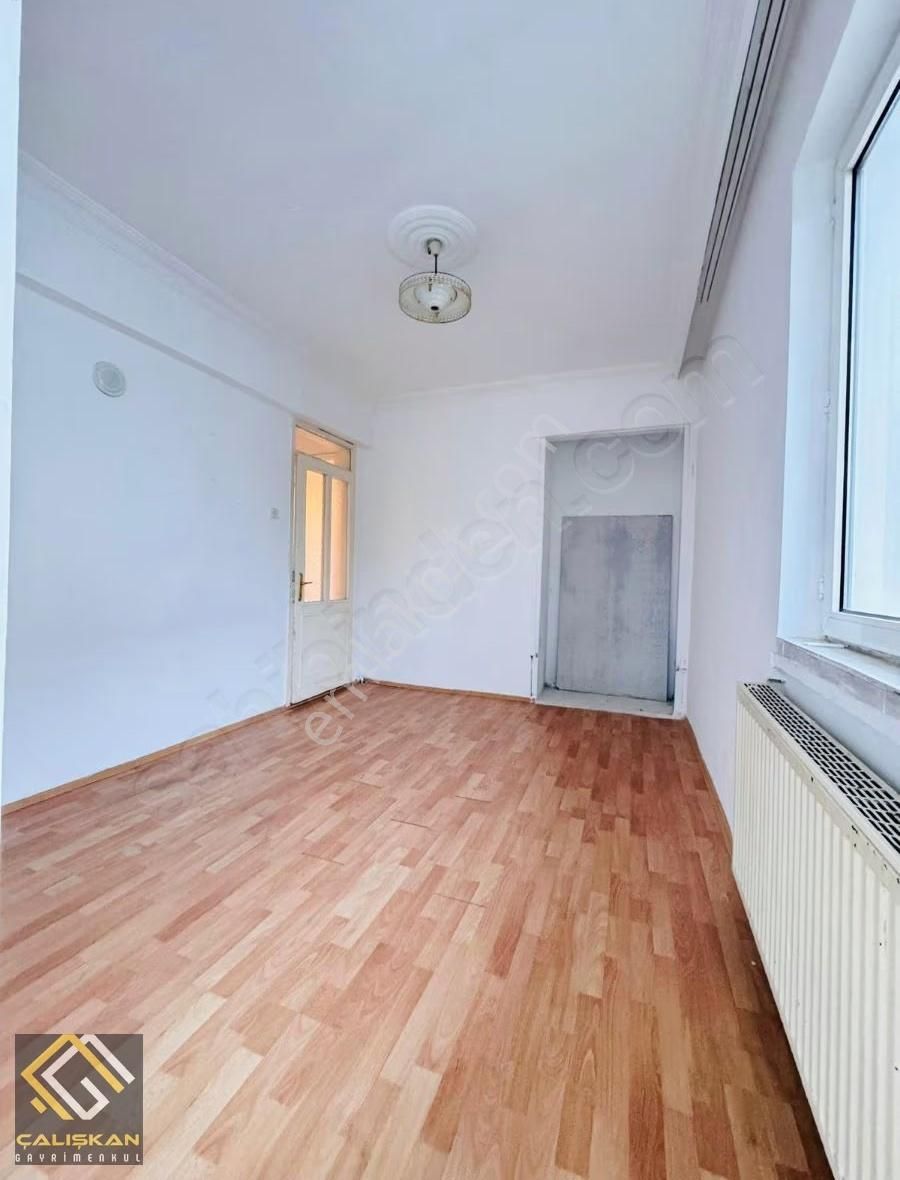 1200 Evler'de Anayola Yakın Kiralık 3+1 Daire - Görsel 16