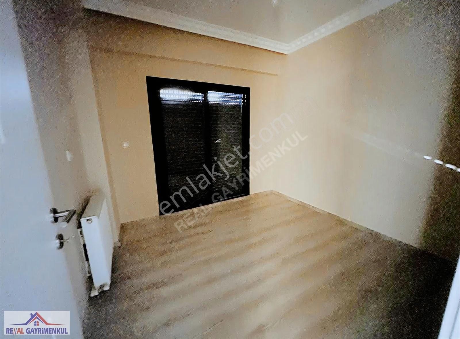 Real'den Menderes Gölcükler Mah. 3+1 Yüksek Giriş Kiralık Daire - Görsel 6