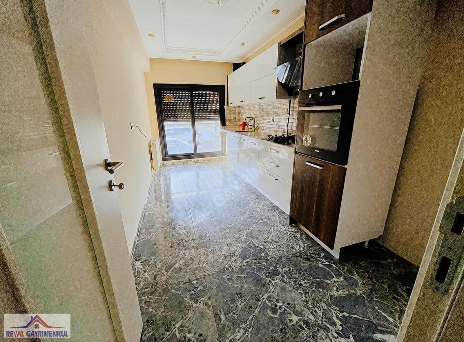 Real'den Menderes Gölcükler Mah. 3+1 Yüksek Giriş Kiralık Daire - Görsel 8
