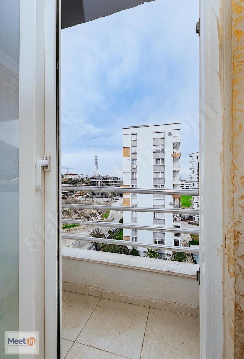 Sarısu Mah. Tenis Resort Sitesin'de Tadilatlı 3+1 Satılık Daire - Görsel 9