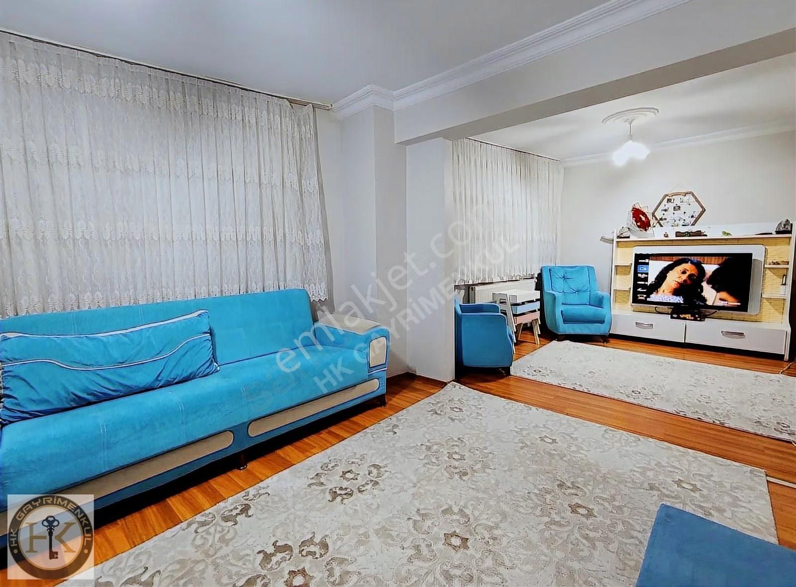 Sultangazi Uğur Mumcu'da Satılık 2+1 Daire (115m²)