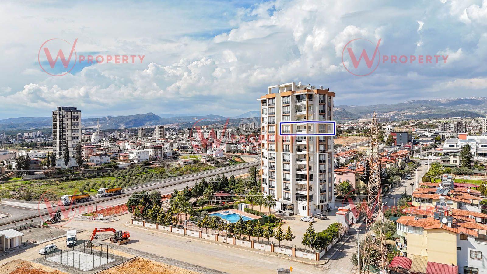 W Property'den 50. Yıl'da Geniş Oturumlu 4+1