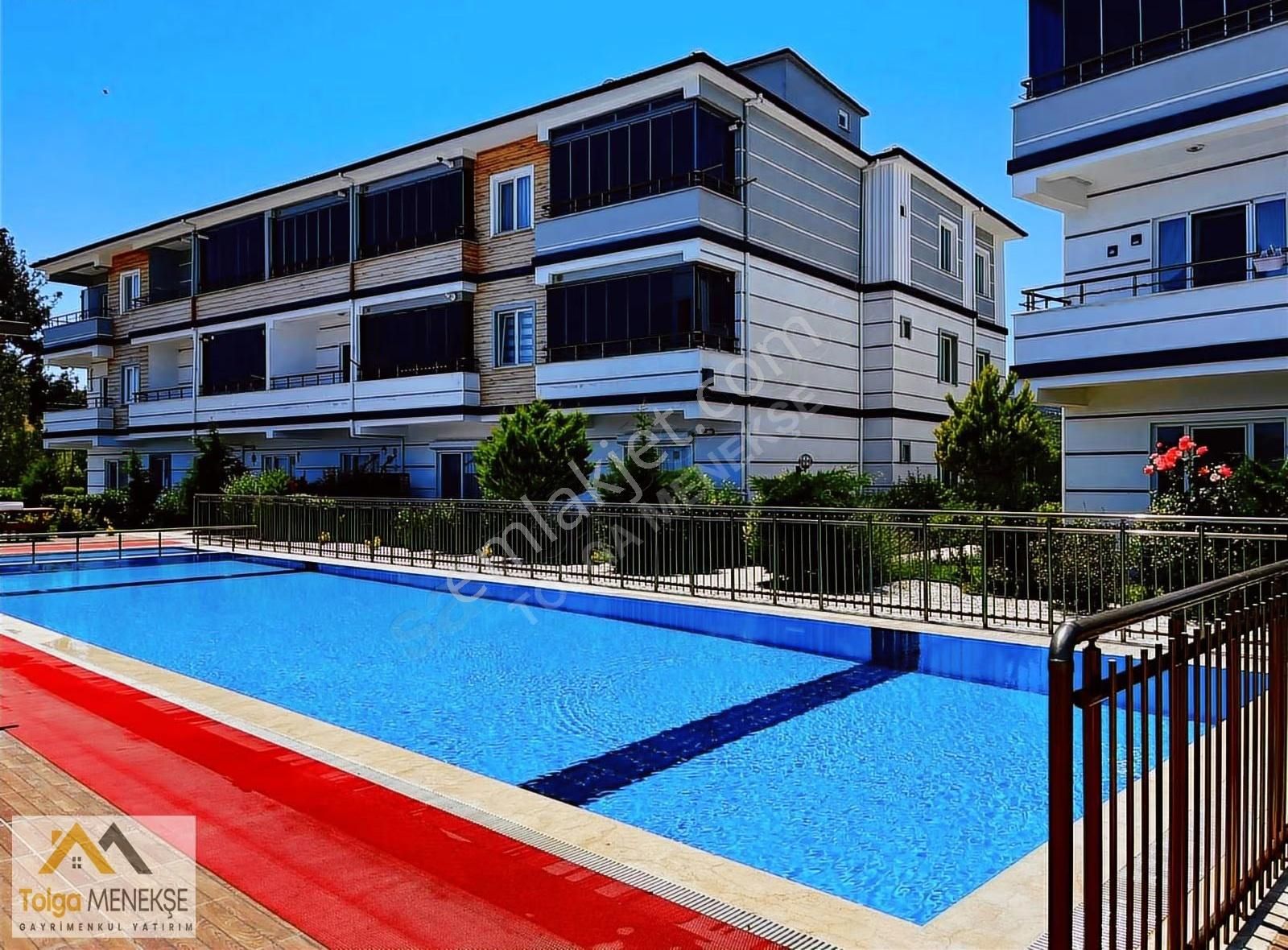 Kumbağda Havuz Deniz Doğa Manzara Bahçe Katı İskanlı Eşyalı 1+1 - Görsel 11