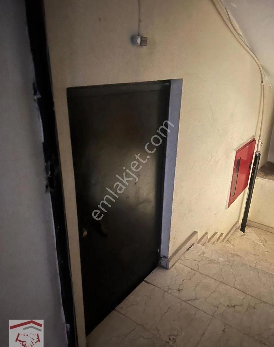 Ankara Keçiören İzcibaşı Sokakta 2+1 90m2 Geniş Kiralık Daire - Görsel 4