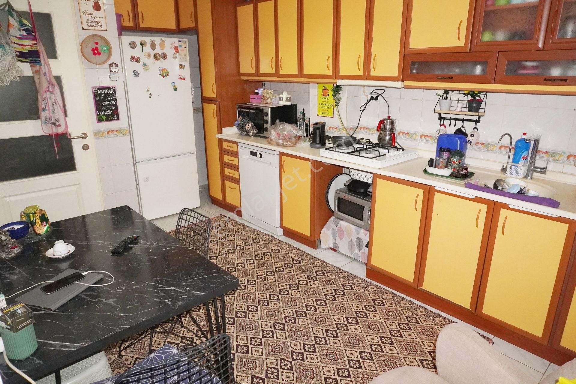 Çiğli Küçükçiğlide Satılık 3+1 Doğalgazlı+arka Teras Bahçeli+çift Balkonlu Çiğli Serkan Dan - Görsel 4