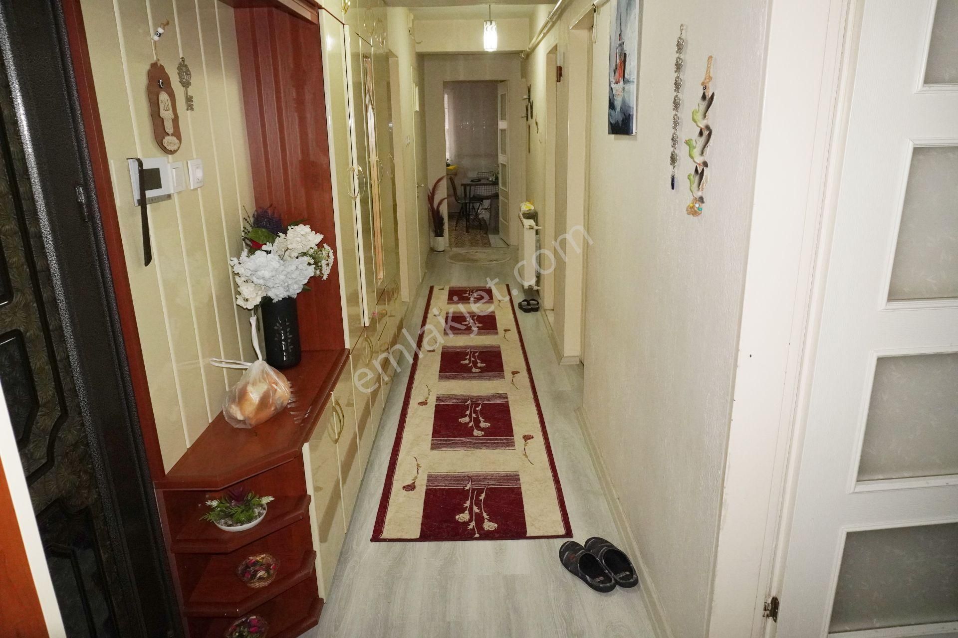 Çiğli Küçükçiğlide Satılık 3+1 Doğalgazlı+arka Teras Bahçeli+çift Balkonlu Çiğli Serkan Dan - Görsel 14