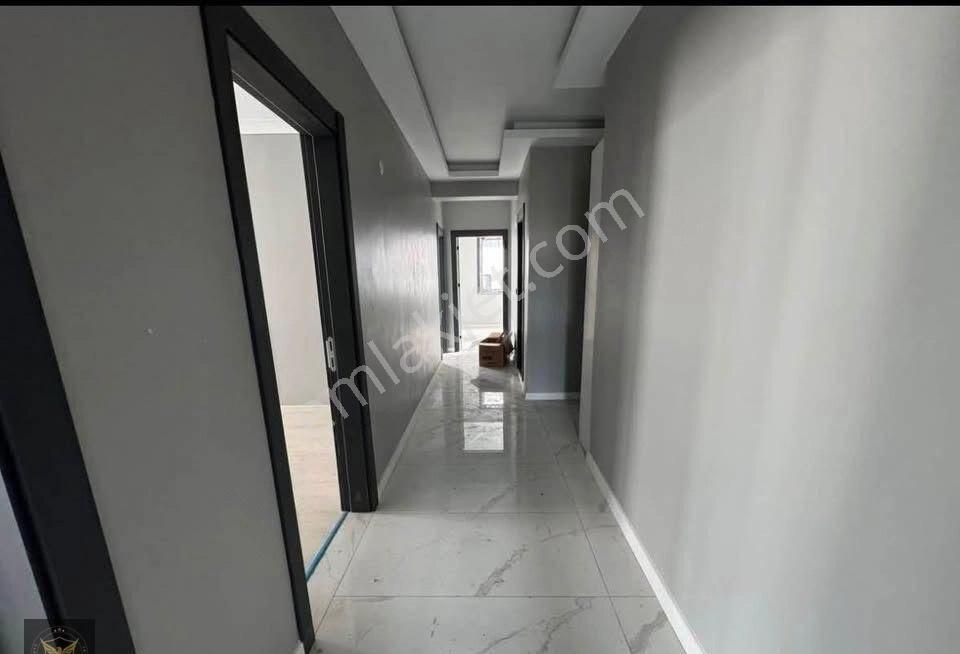 Beylikdüzü Cumhuriyet Mah Metrobüse Yakın 3+1 Dairemiz - Görsel 5