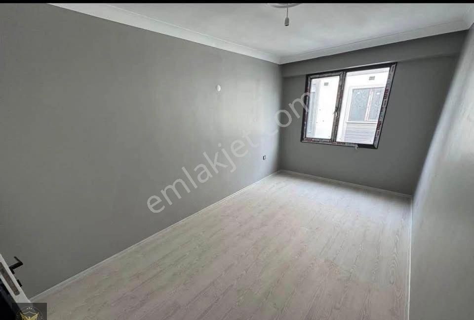 Beylikdüzü Cumhuriyet Mah Metrobüse Yakın 3+1 Dairemiz - Görsel 4