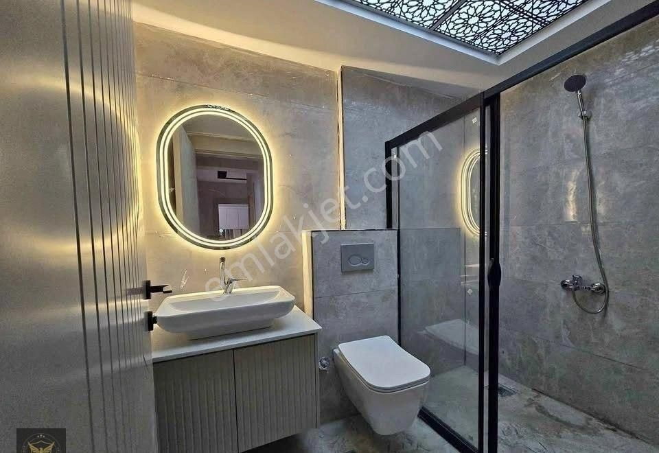 Metrobüse Yürüme İster Oturumluk İster Yatırımlık 2+1 Geniş Daire - Görsel 6