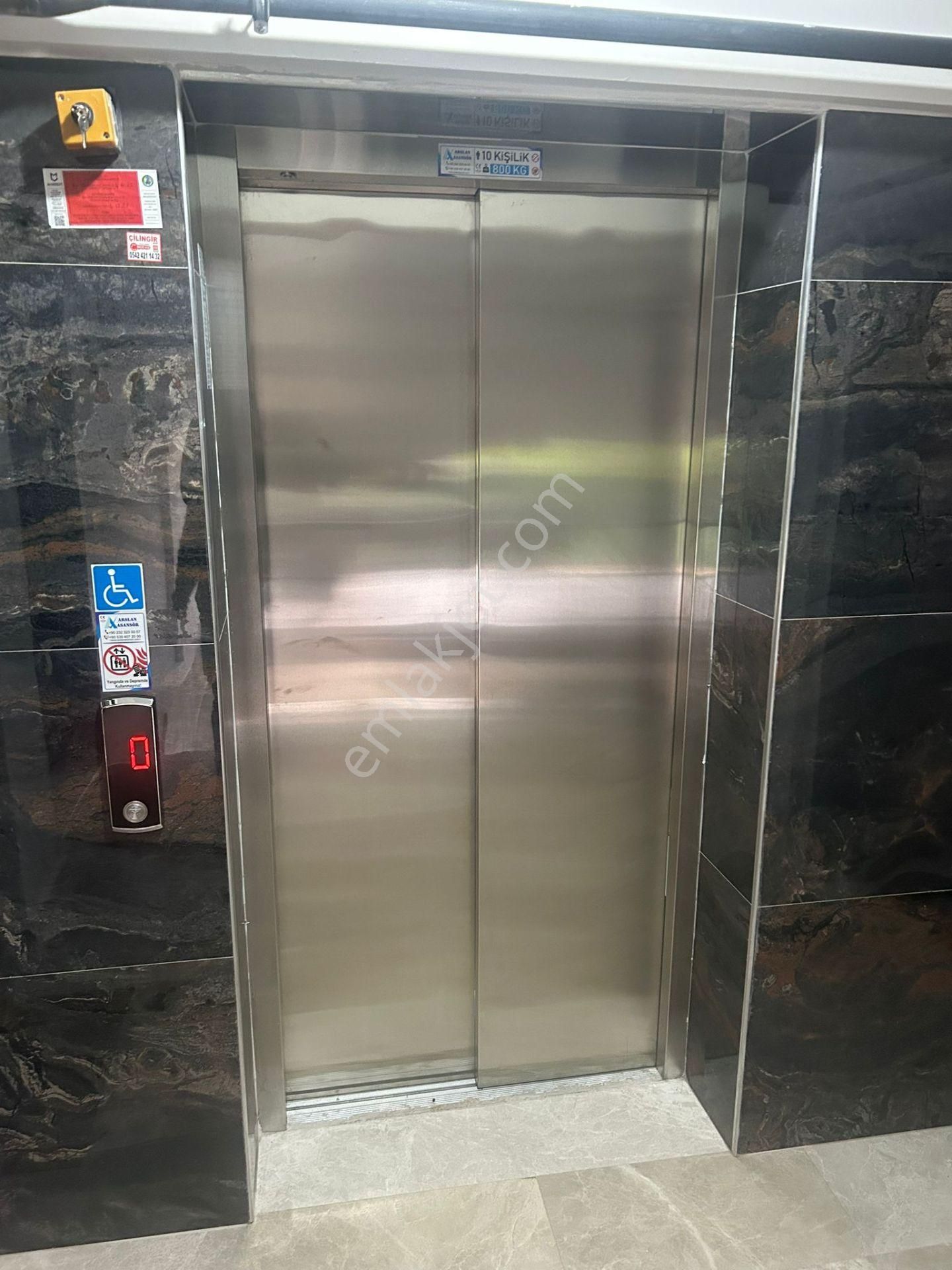 Herşeyi İle Hazır 1+1 Sıfır Lüks Ara Kat Daire - Görsel 13