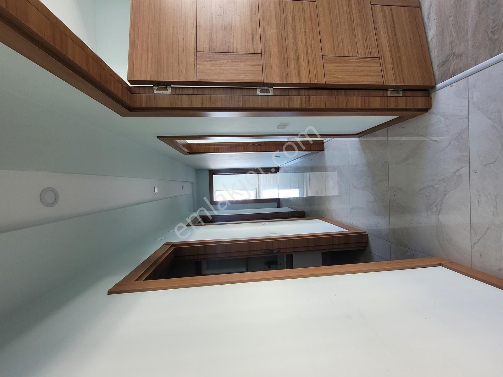 Göçerler'de Kiralık Site İçi 3+1 120 M2 4.kat Açık Mutfak Daire - Görsel 14