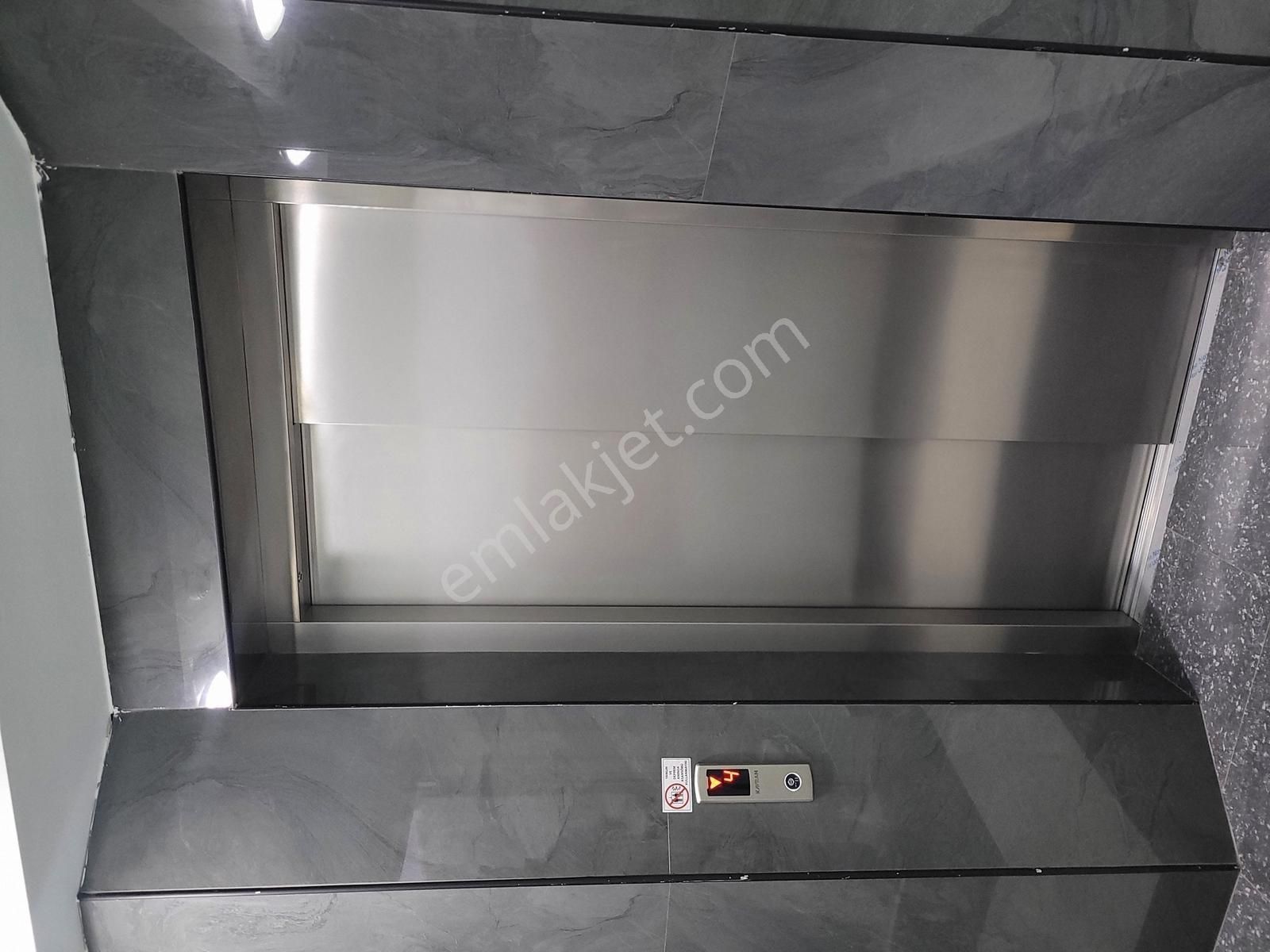 Göçerler'de Kiralık Site İçi 3+1 120 M2 4.kat Açık Mutfak Daire - Görsel 6