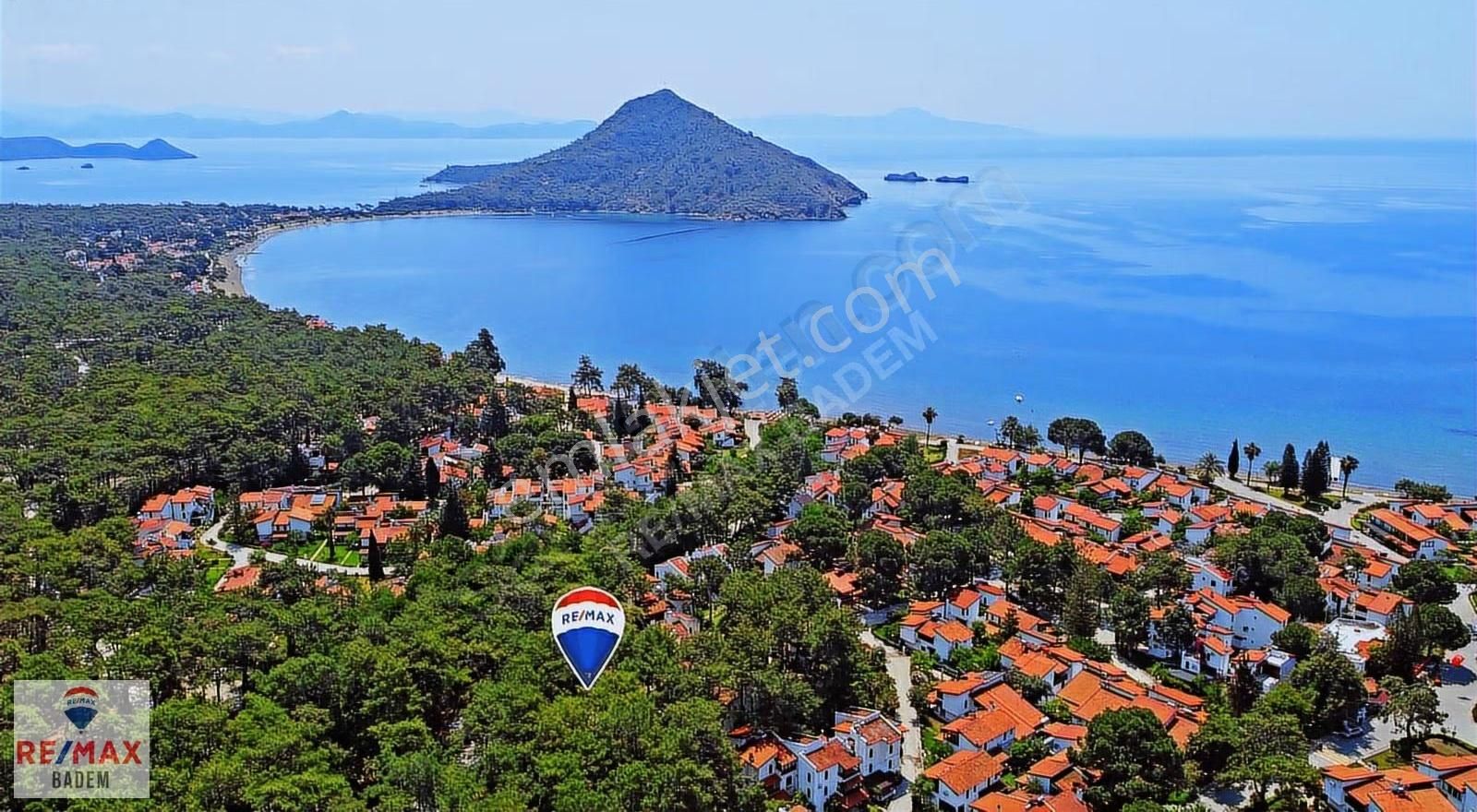 Datça Aktur Tatil Sitesinde Satılık 2+1 Bahçe Katı Menekşe