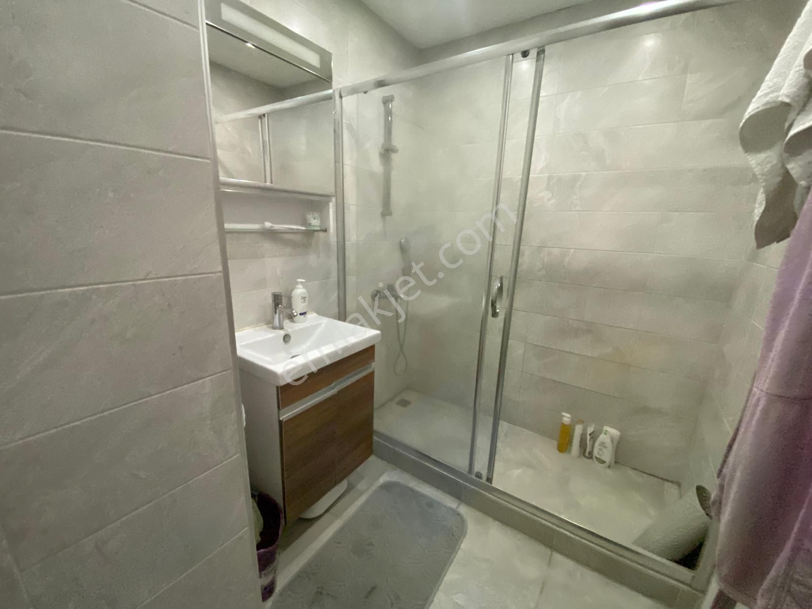 Seeworld Sinpaş Egeboyu 1+1 75m2 Dekorlu Kiralık - Görsel 11