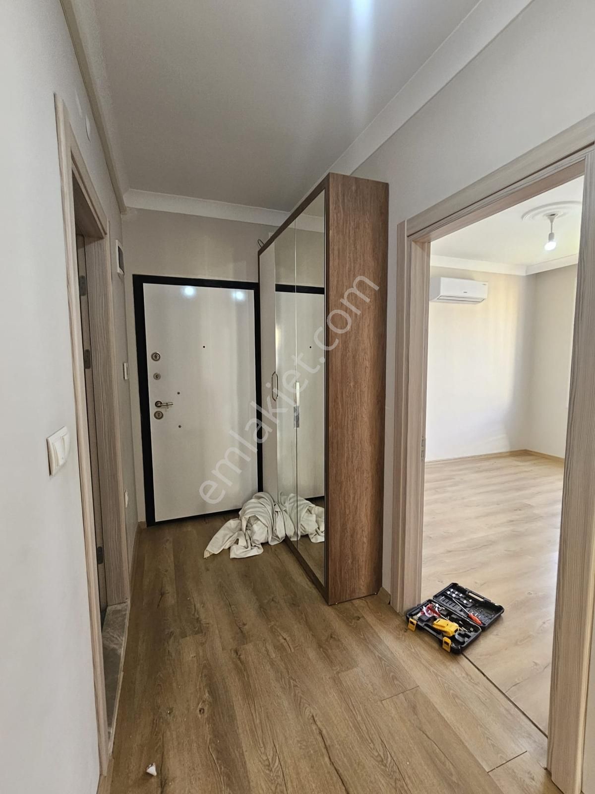 Demir Gayrımenkul'den Harika Konumda 2+1 Ara Kat Daire - Görsel 13