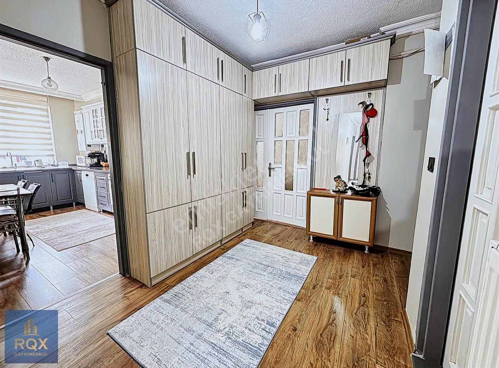 Eryaman Yavuz Selimde Havuzlu Sitede Yapılı 3+1 Daire - Görsel 10