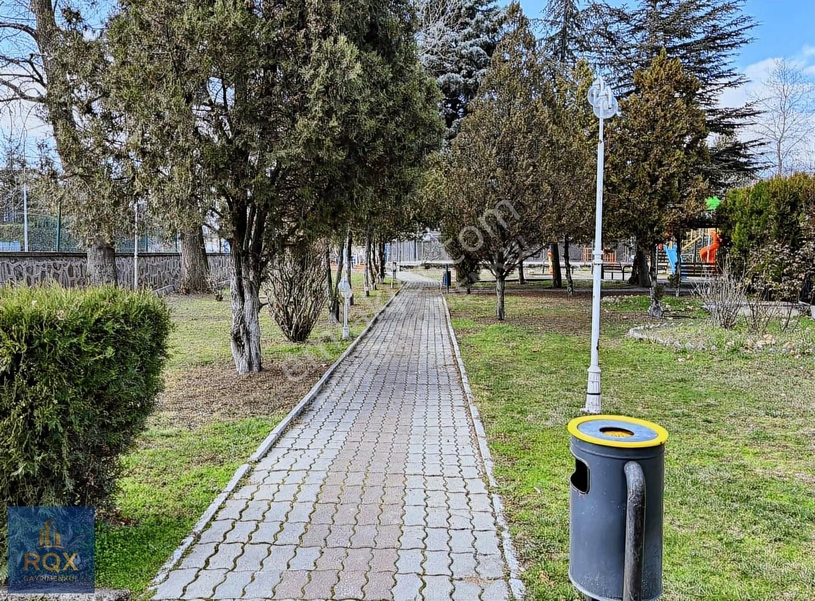 Eryaman Yavuz Selimde Havuzlu Sitede Yapılı 3+1 Daire - Görsel 4