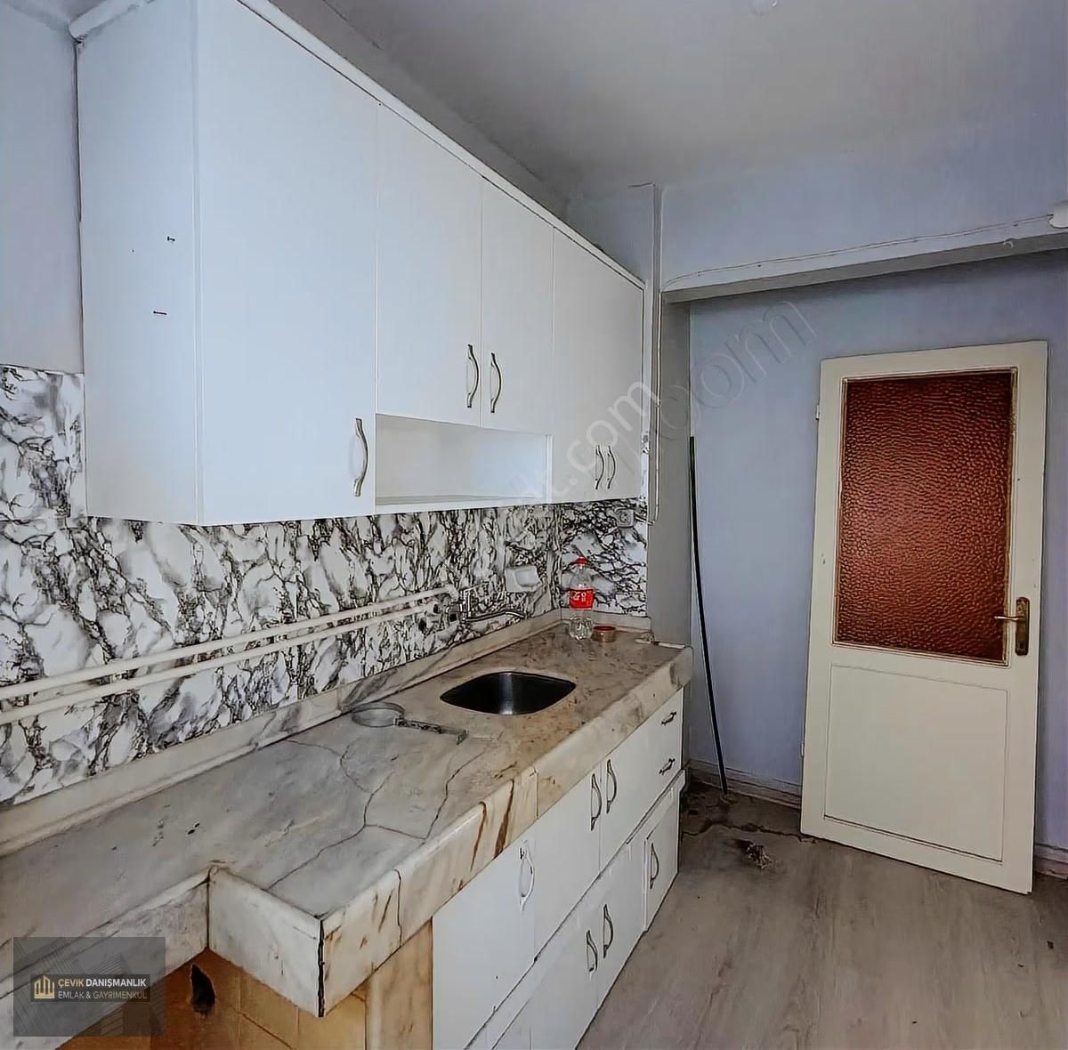 Merkezin Tam Kalbinde, Ulaşım Sorunsuz, Ferah 1+1 - Görsel 17