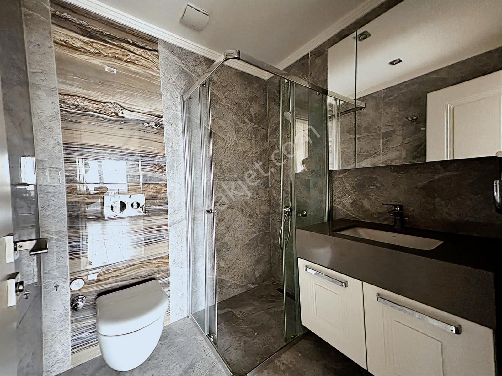 Remax Advantage - Downtown'ın En Güzel Ve Ferah Kiralık Dairesi! - Görsel 8