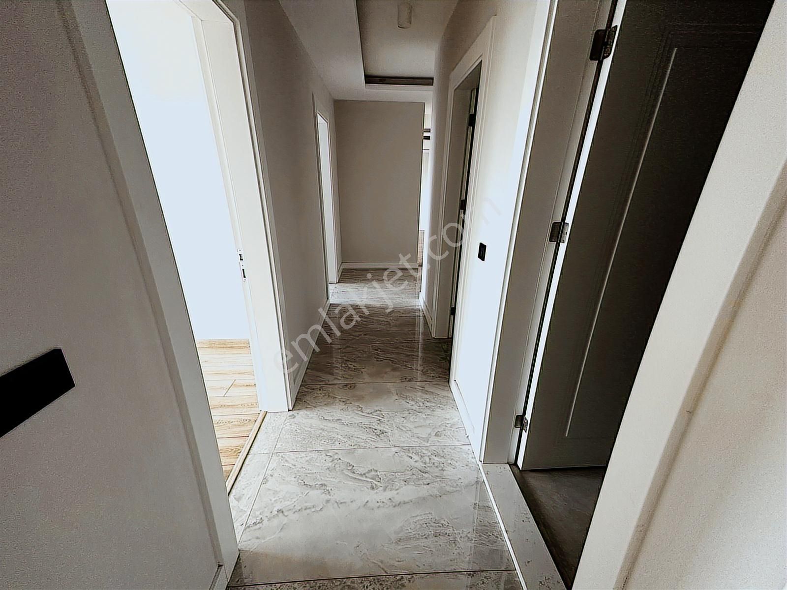 Remax Advantage - Downtown'ın En Güzel Ve Ferah Kiralık Dairesi! - Görsel 18